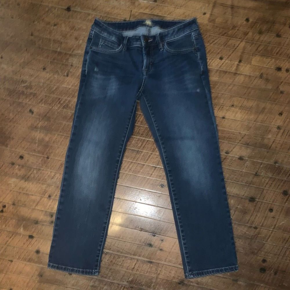 Tommy Bahama Dark Blue Ankle Jeans